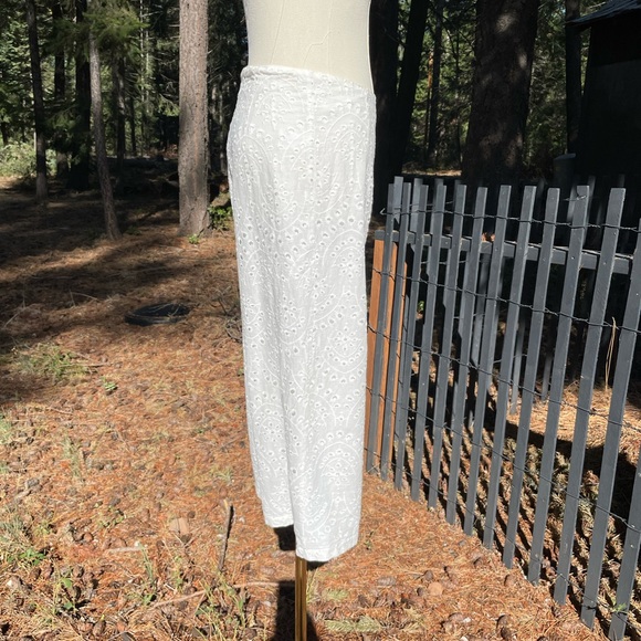 Cute Cotton Wide Leg Capris - Picture 4 of 5